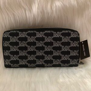 MICHAEL KORS Cooper Tech Zip Around Wallet in Black Multi